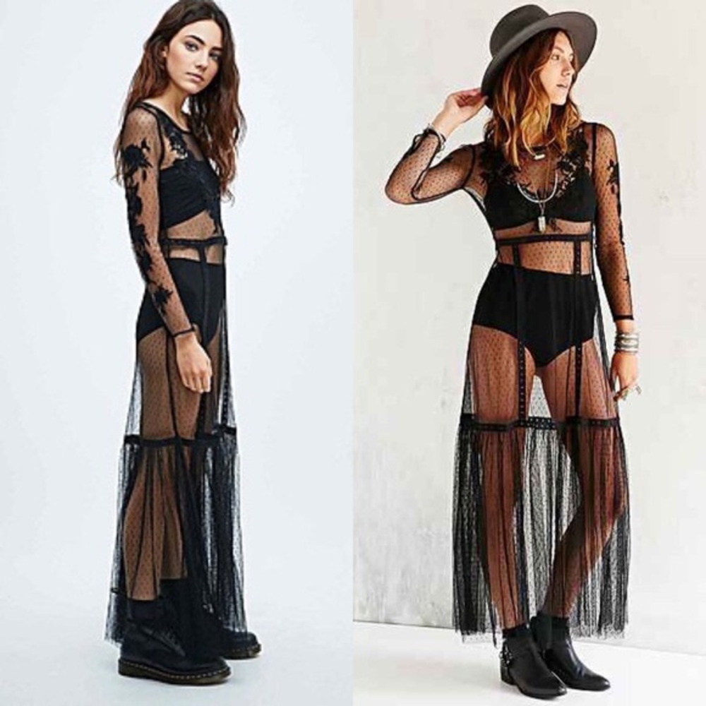 Ecote lily maxi dress long sleeve black lace